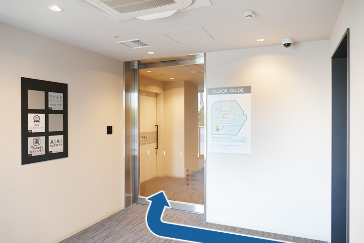 3Fに上がったら自動ドアを入ります。